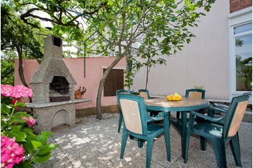 Fizetővendéglátó-hely 7384 Fizetővendéglátó-hely 7384