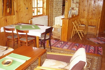 Slovakia Chata Čremošné, Eksteriør