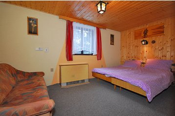 Słowacja Chata Lazisko, Zewnątrz