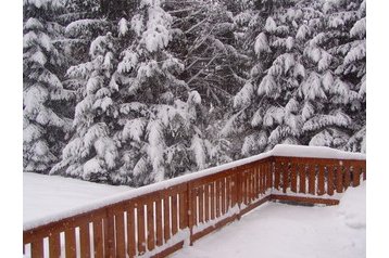 Slovensko Chata Varín, Exteriér