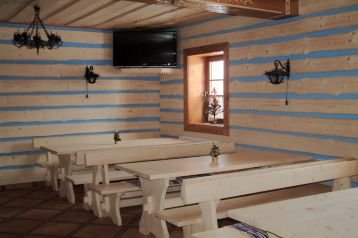 Slovensko Privát Ždiar, Exteriér