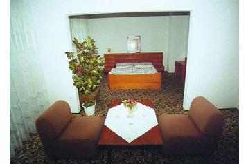 Словаччина Hotel Patince, Екстер'єр