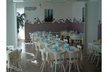 Словаччина Hotel Patince, Екстер'єр