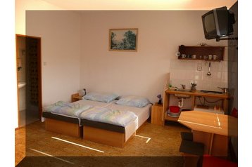 Privát Štúrovo 4