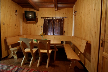 Slovakia Chata Vernár, Exterior