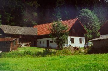 Czechy Chata Rovná, Zewnątrz