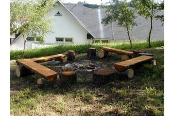 Čekija Penzión Huzová, Eksterjeras