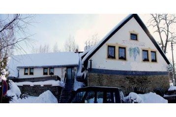 Čekija Penzión Huzová, Eksterjeras