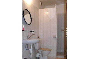 Čekija Penzión Huzová, Eksterjeras