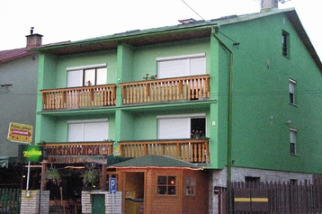 Szlovákia Privát Vyšné Ružbachy, Felsőzúgó, Exteriőr