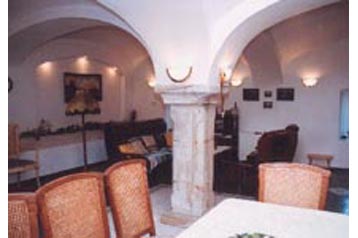 Tšehhi Vabariik Privát Hořičky, Eksterjöör