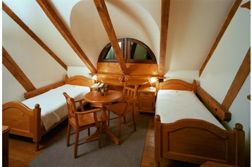 Čekija Hotel Štiřín, Eksterjeras
