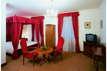 Хотел Štiřín 7