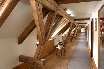 Хотел Štiřín 7