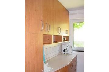 Cehia Chata Javorná, Exteriorul