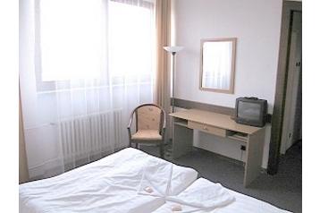 Tsjekkia Hotel Praha, Eksteriør