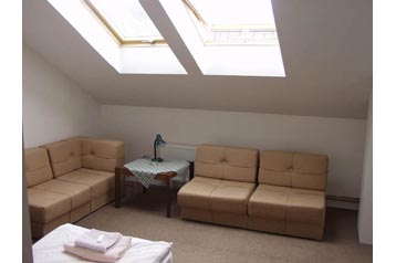 Cehia Penzión Brno, Exteriorul