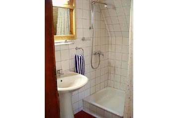 Austria Chata Jenig, Zewnątrz