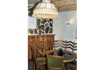 Cehia Chata Rapotín, Exteriorul