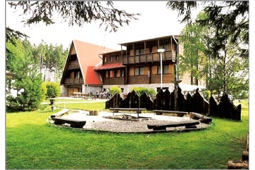 Cehia Penzión Čížov, Exteriorul