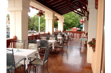 Словакия Hotel Kolárovo, Екстериор