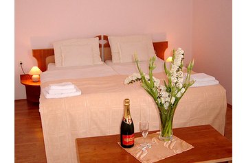 Словакия Hotel Kolárovo, Екстериор