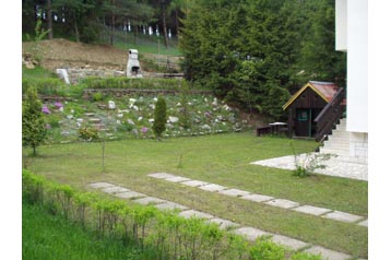 Slovensko Chata Vrbov, Exteriér