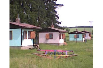 Tšehhi Vabariik Bungalov Žirovnice, Eksterjöör