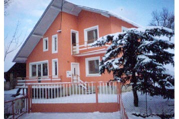 Slovakia Chata Lechnica, Exterior