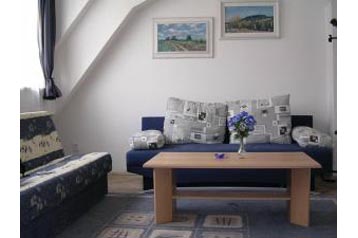 Tšehhi Vabariik Byt Praha, Eksterjöör