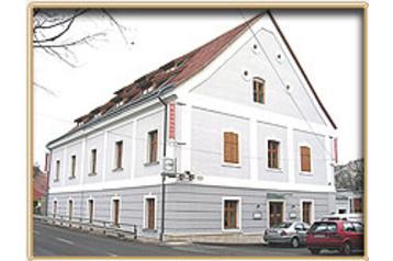 Ungari Hotel Veszprém, Eksterjöör