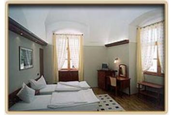 Ungari Hotel Veszprém, Eksterjöör