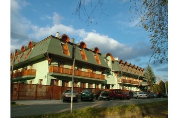 Hungrie Hotel Mezőkövesd, Extérieur