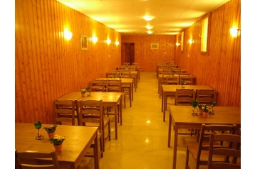 Ungheria Hotel Mezőkövesd, Esterno