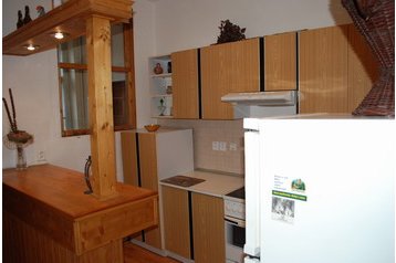 Tšehhi Vabariik Byt Praha, Eksterjöör