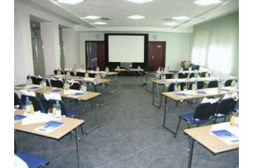 Хотел Ružomberok 4