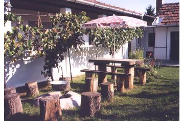 Hongarije Chata Hollókő, Exterieur