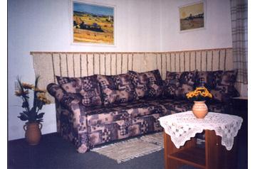 Hongarije Chata Hollókő, Exterieur