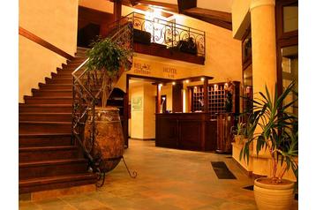 Hotel Alsóerdőfalva / Nová Lesná 6