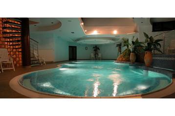 Hotel Alsóerdőfalva / Nová Lesná 6