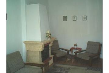 Węgry Chata Porva, Zewnątrz