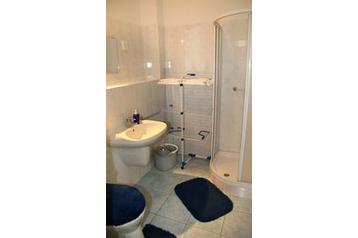 Ungheria Byt Harkány, Esterno