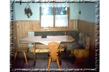 Slovacia Chata Bobrovník, Exteriorul