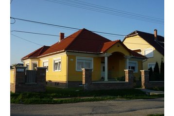 Ungarn Chata Bogács, Eksteriør