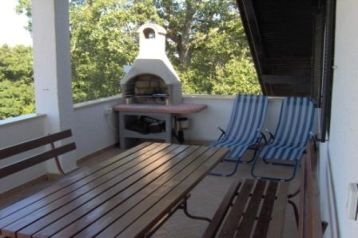 Chorvátsko Privát Novigrad, Exteriér