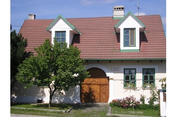 Szlovákia Byt Vinosady, Csukárd-Terlény, Exteriőr