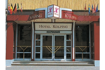 Rakousko Hotel Linz, Exteriér