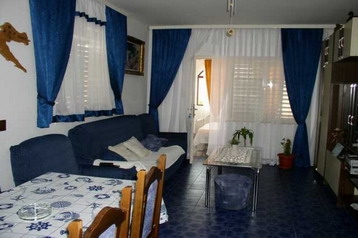 Kroatia Privát Supetar, Eksteriør