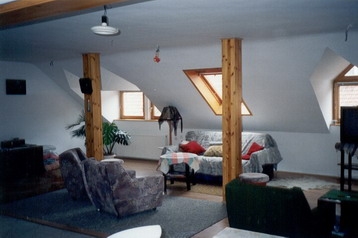 Ungari Privát Eger, Eksterjöör