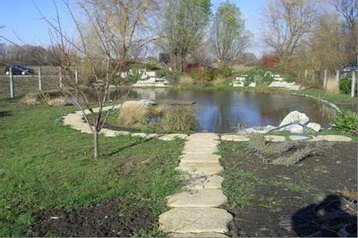 Hungrie Byt Nyíregyháza, Extérieur